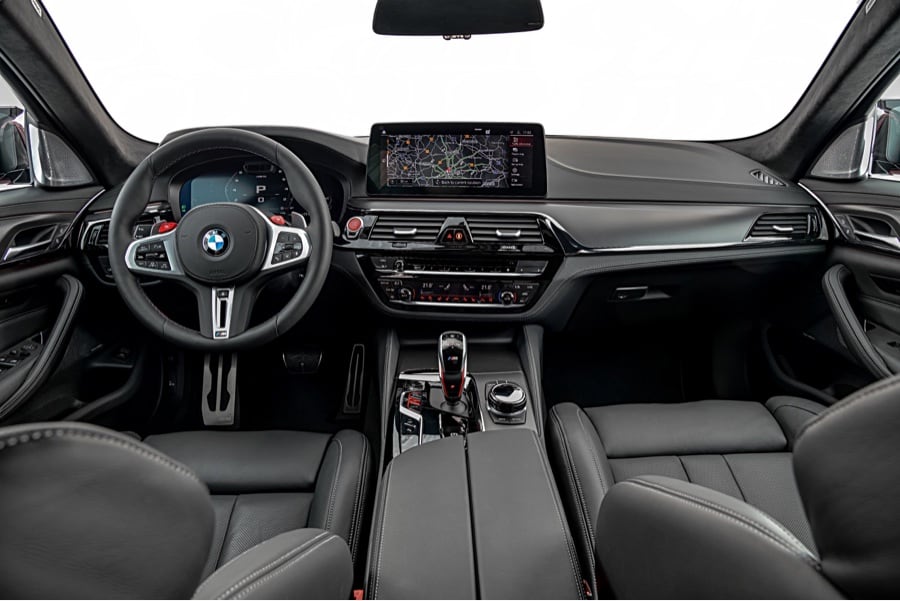 BMW M5 intérieur